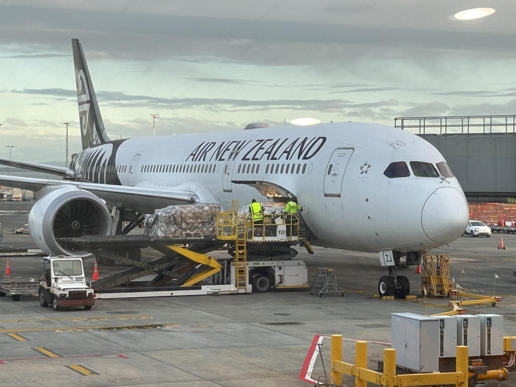 20250426A321